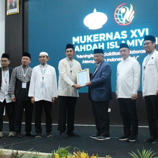 Wahdah Islamiyah Luncurkan Program Wakaf Uang Bersama Ketua BWI Di Arena Mukernas